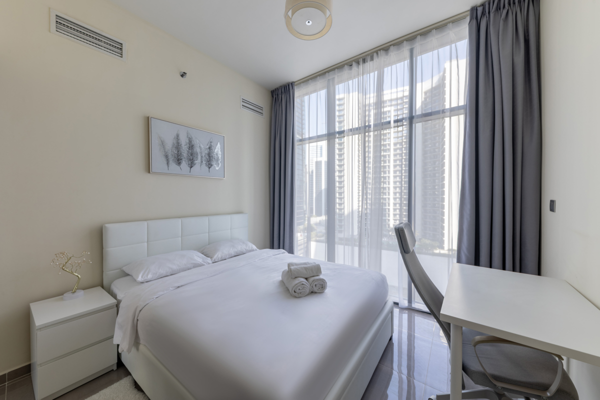 Spacious 2BR Apartment in Business Bay – 5