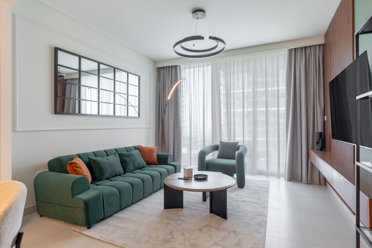 Stylish 1BR Apartment in Beach Mansion 206 – 1