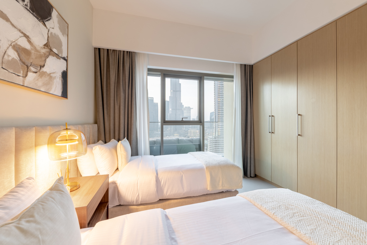 Стильные апартаменты с 2 спальнями в Burj Royale 1 – 5